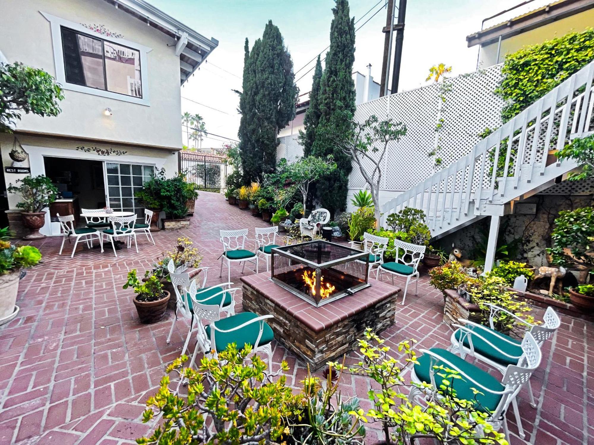 Catalina Courtyard Suites Avalon Kültér fotó